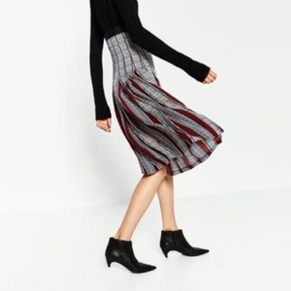 NWT Zara Printed Accordion Pleated Skirt - Picture 4 of 5